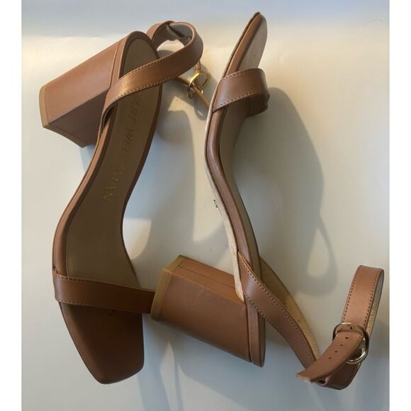 Stuart Weitzman Nearlybare Sandal in Tan Size 8 - Picture 5 of 8